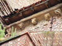 Gaillac, Eglise St-Pierre, Modillons (2)